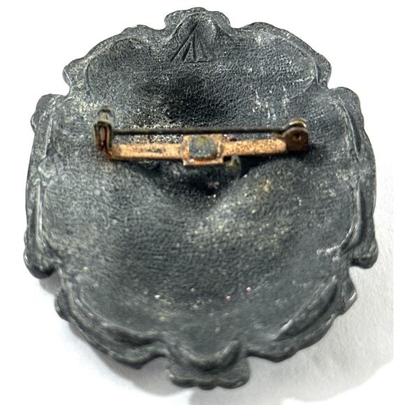 Vintage F.T.I. Convertible Trinket Box Brooch Lid Pewter Tone Cameo - Picture 4 of 7